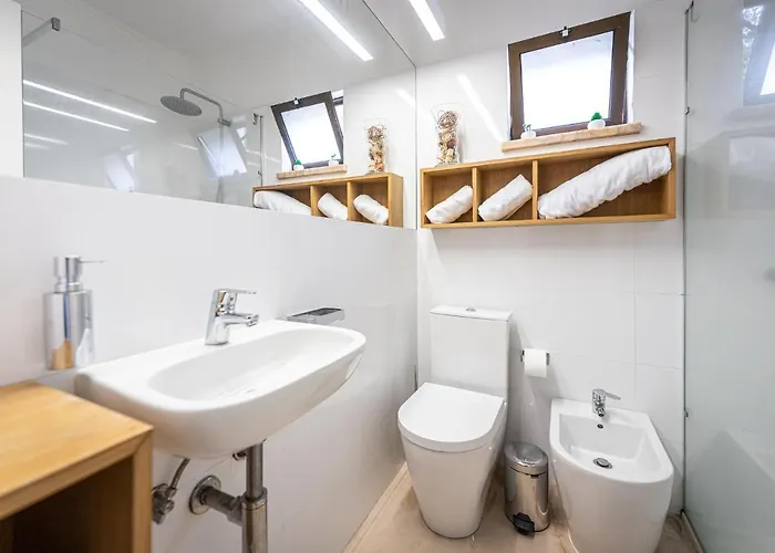 Casa Mar 4 * 蓬塔德尔加达